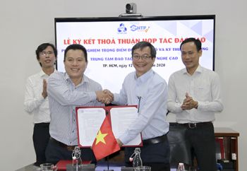 PTN TĐQG Điều khiển số & Kỹ thuật Hệ thống (DCSELab) ký kết hợp tác với Trung tâm Đào tạo khu Công nghệ cao.